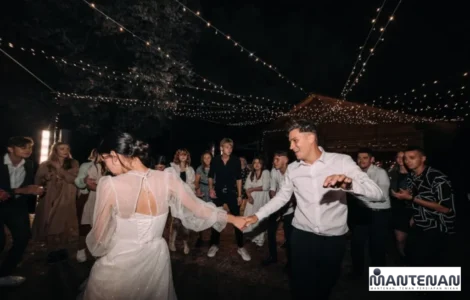 acara pernikahan dibajak