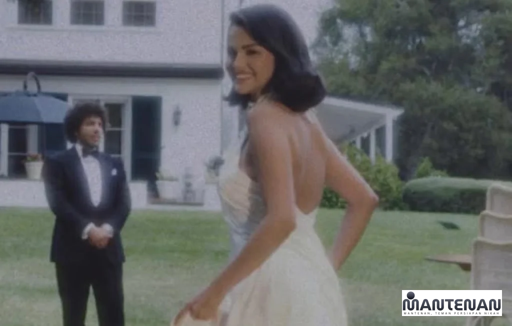 outfit pernikahan selena gomez