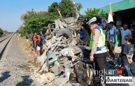 kecelakaan kereta di Bekasi