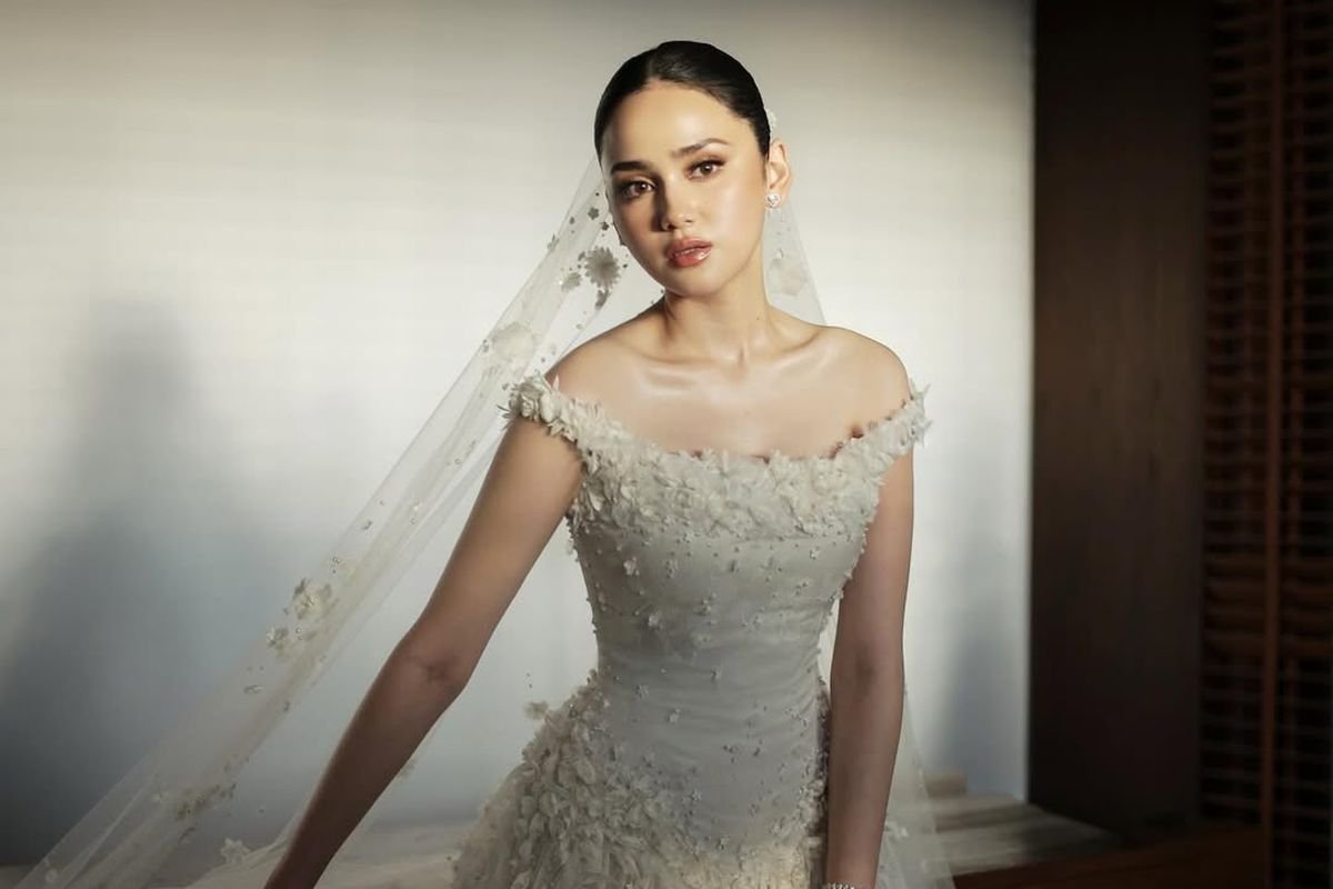 Gaun Pengantin Syifa Hadju di Bali, Detail Mewah dan Elegan yang Bikin Calo