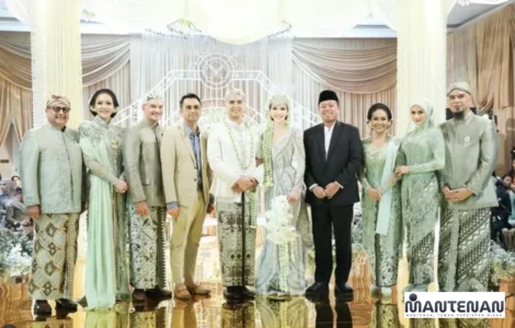 gaya Maia Estianty di pernikahan